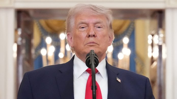 maxresdefault-231 Trump Walks Up to the Mic, Leaves Americans Breathless with Game-changing Announcement